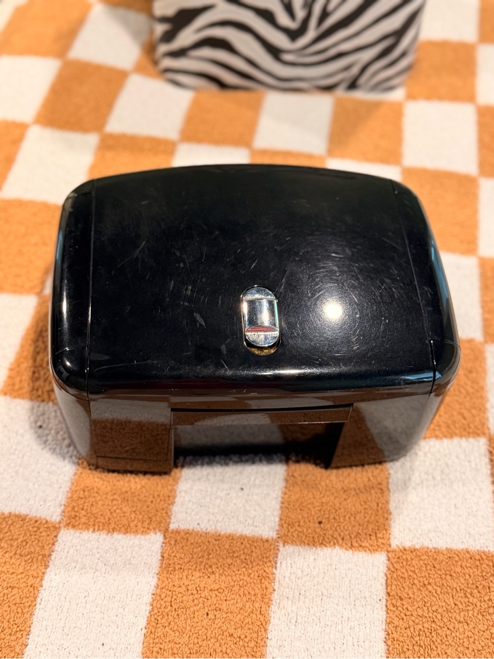 Black Hard Shell Vintage “The Jewel Kit”